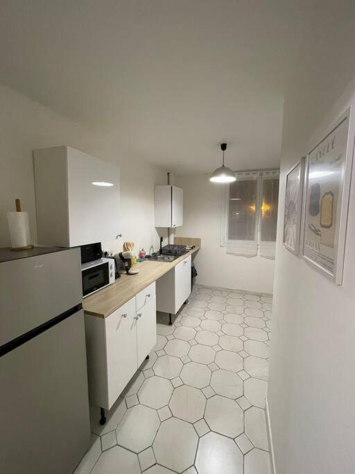 Appartement Cosy A Cenon, Proche Transports Exterior photo